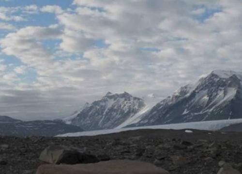 Photo of Mountains