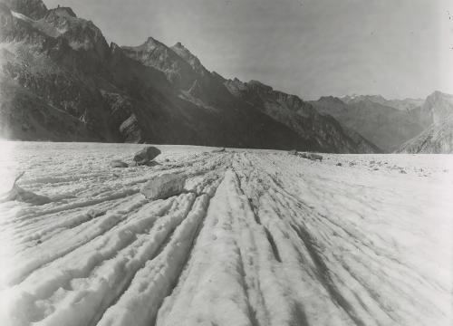 A close up image of a grooved glacier.